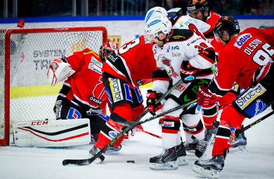 Malmö Redhawks Eric Himelfarb och Kent McDonell framför