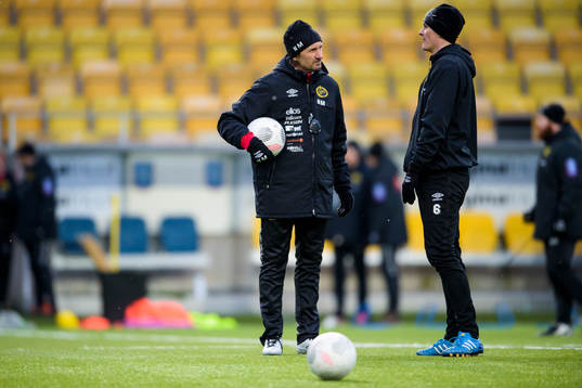 Elfsborgs assisterande tränare Nemanja Miljanovic pratar