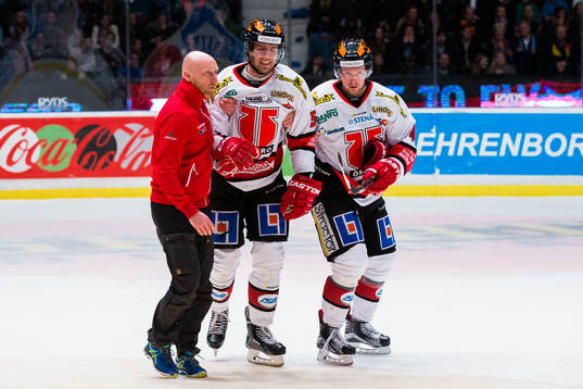 Örebros Peter Andersson för hjälp av bla Anders Eriksson