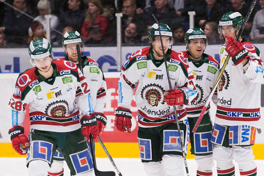 Frölundas Andreas Johnson  jublar