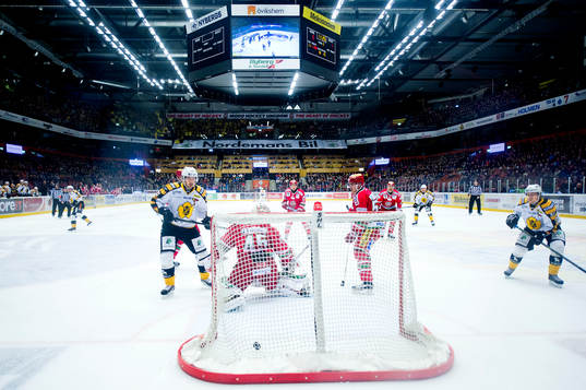 Skellefteås Tim Heed gör 0-2 målet