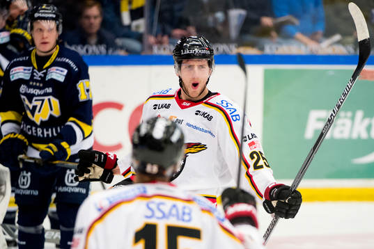 Luleås Anton Hedman jublar