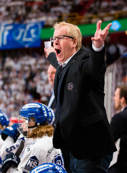 Leksands assisterande tränare Magnus Svensson  reagerar