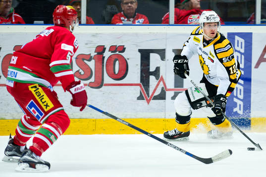 Modos Noah Welch och Skellefteås Adam Pettersson