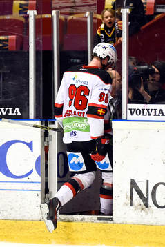 Malmö Redhawks Kim Rosdahl fick matchstraff för kneeing
