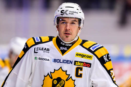 Skellefteås Jimmie Ericsson på uppvärmningen