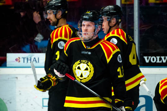 Brynäs Petr Vrana före ishockeymatchen i SHL mellan