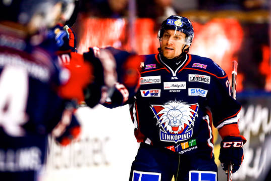 Linköpings Jens Jakobs jublar