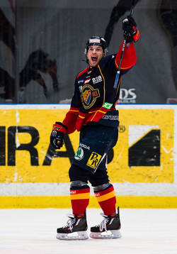 Djurgårdens Tobias Hage jublar
