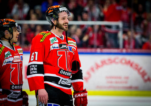 Örebros Justin Hodgman är glad