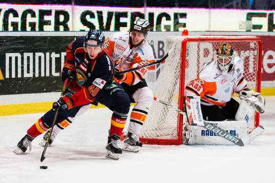 Djurgårdens Tomi Sallinen och Karlskronas Alexander