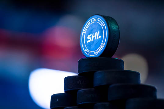 Matchpuck med SHL logga