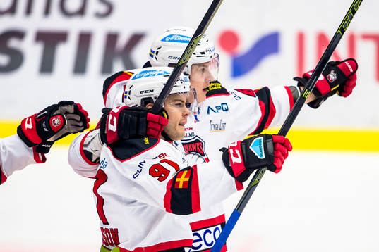Malmö Redhawks Björn Svensson jublar