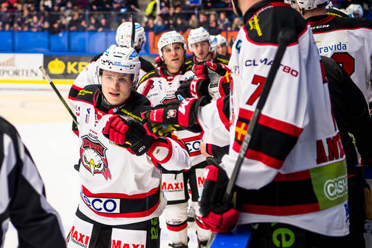 Malmö Redhawks Christoffer Forsberg jublar