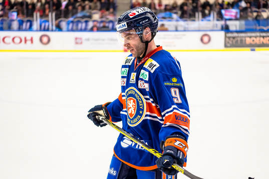 Växjös Josh Hennessy deppar