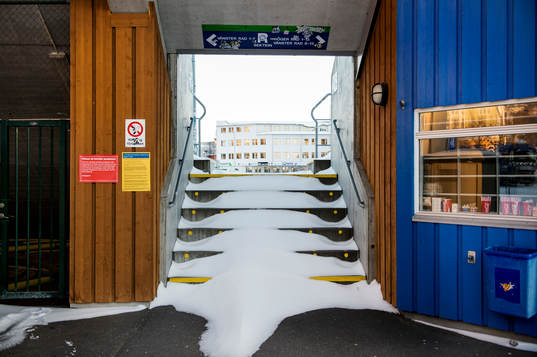 Snö täcker hela GIF Sundsvalls hemmaarena Norrporten Arena