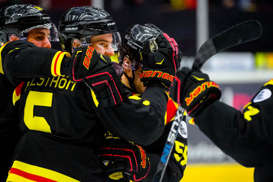 Brynäs Lukas Kilström jublar