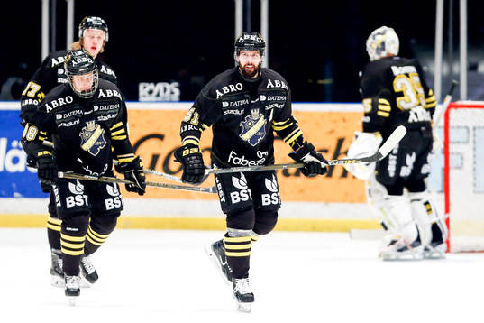 s Eric Norin, Jesper Bratt och målvakt Rasmus Hedström