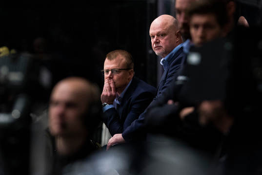 s sportchef Anders Gozzi och tränare Roger Melin