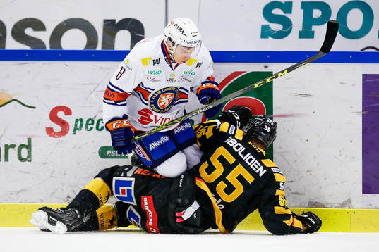 Växjös Ville Varakas och Skellefteås Alexander Urbom