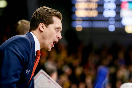 Växjös tränare Sam Hallam