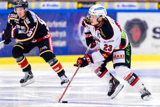 Malmö Redhawks Christoffer Forsberg med pucken