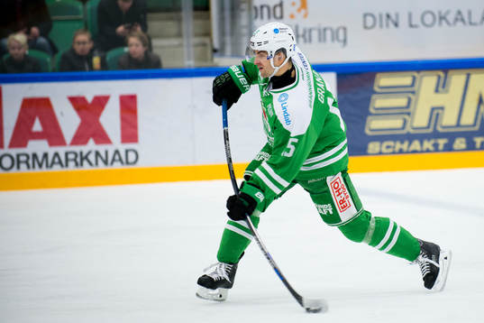 Rögles Alen Bibic skjuter