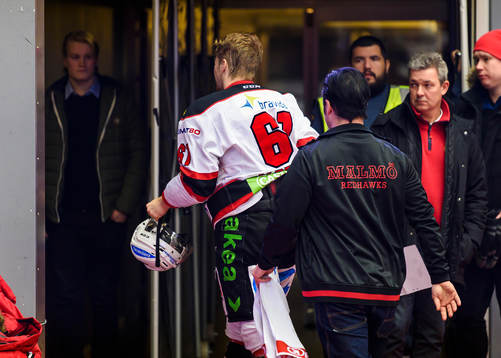 Malmö Redhawks Nicklas Jadeland lämnar isen
