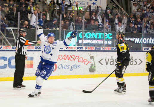 Tobias Ericsson avgör matchen med sitt 3-4 mål med 5