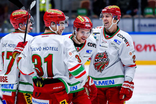 Modos Emil Pettersson jublar