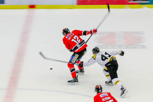 Bläddra bland fler bilder av Ishockey, SHL, Örebro - Brynäs