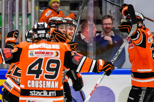 Karlskronas Jimmy Andersson jublar