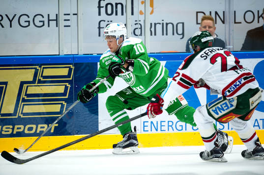 Rögles Viktor Lindgren och Frölundas Robin Figren