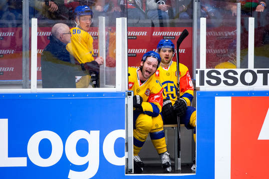 Davos Chris Egli, Beat Forster och Devin Setogushi i
