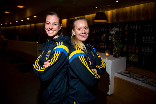 Lotta Schelin och Stina Blackstenius