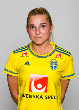 Nellie Ohlsson i F19/U20-landslaget