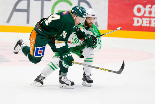 Färjestads Rasmus Asplund och Rögles Jack Connolly