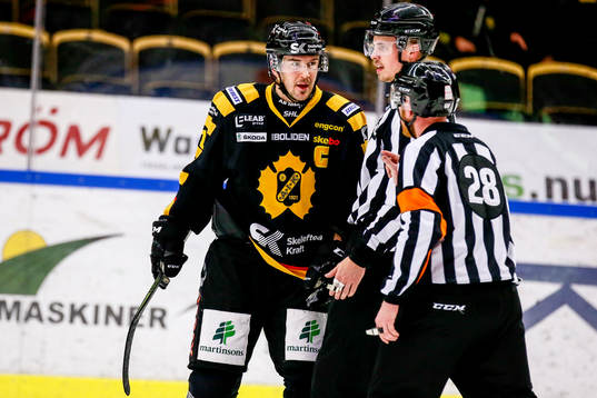 Skellefteås Jimmie Ericsson var arg på domaren Mikael Holm