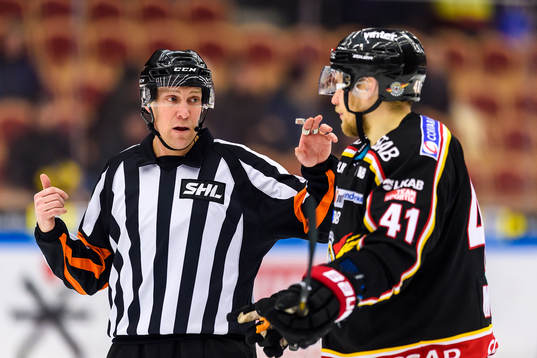 Domare Morgan Johansson och Luleås Ilari Melart