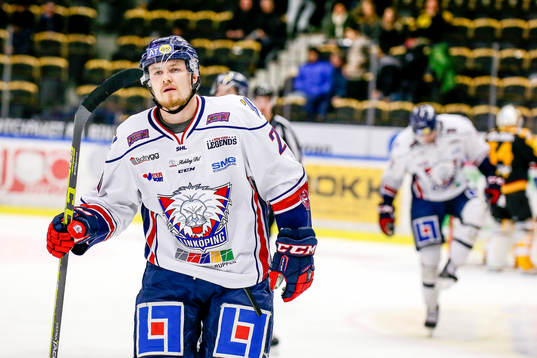Linköpings Nick Sörenssen jublar