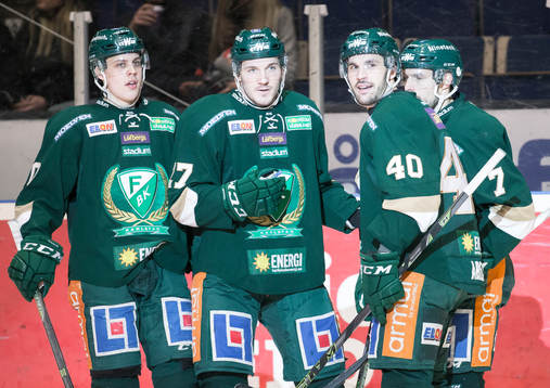 Färjestads John Persson jublar