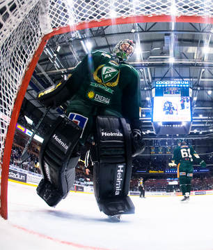 Färjestads målvakt Justin Pogge