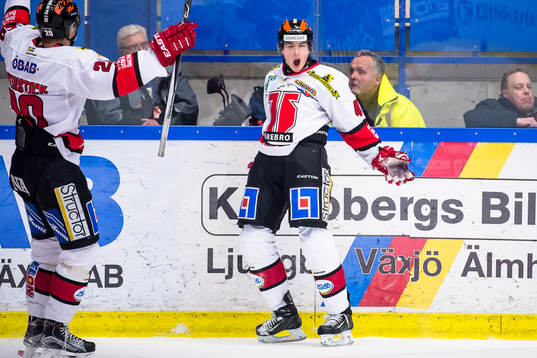 Örebros Joel Mustonen jublar