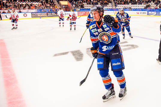 Växjös Richard Gynge jublar