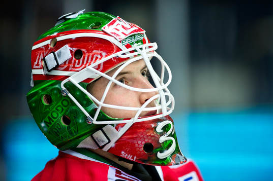 Modos målvakt Adam Reideborn