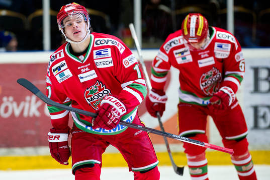 Modos Victor Olofsson jublar