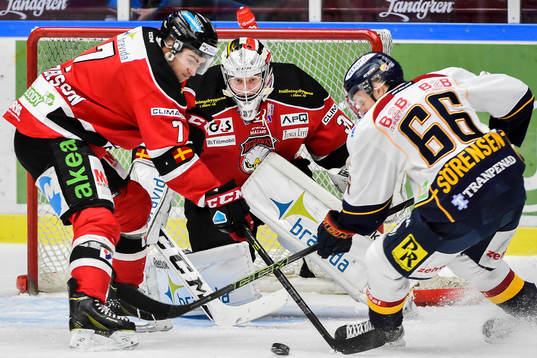 Malmö Redhawks målvakt Jonas Gunnarsson och Nils
