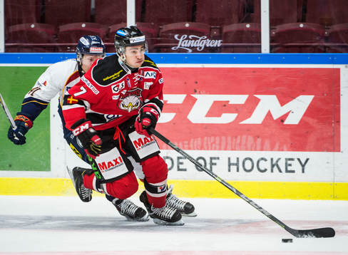 Malmö Redhawks Nils Andersson mot Djurgårdens Patrick