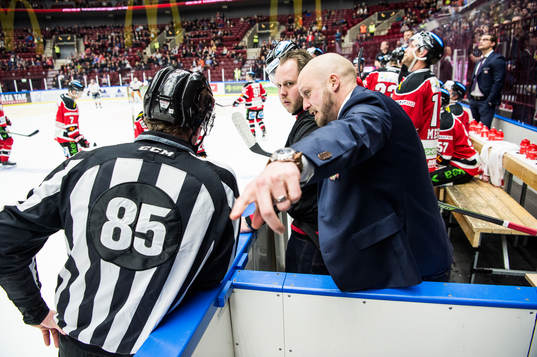 Malmö Redhawks assisterande tränare Andreas Hadelöv i