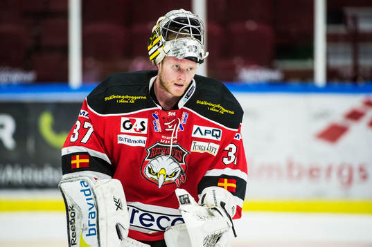 Malmö Redhawks målvakt Jonas Gunnarsson deppar